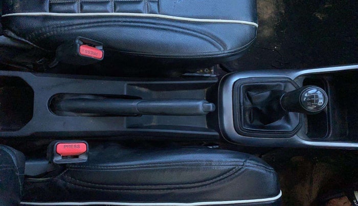 2020 Maruti IGNIS SIGMA 1.2, Petrol, Manual, 72,292 km, Gear Lever