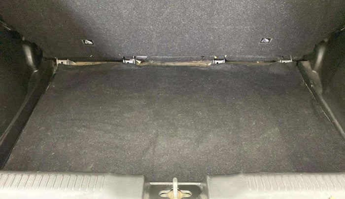 2018 Maruti Swift VDI, Diesel, Manual, 65,041 km, Boot Inside
