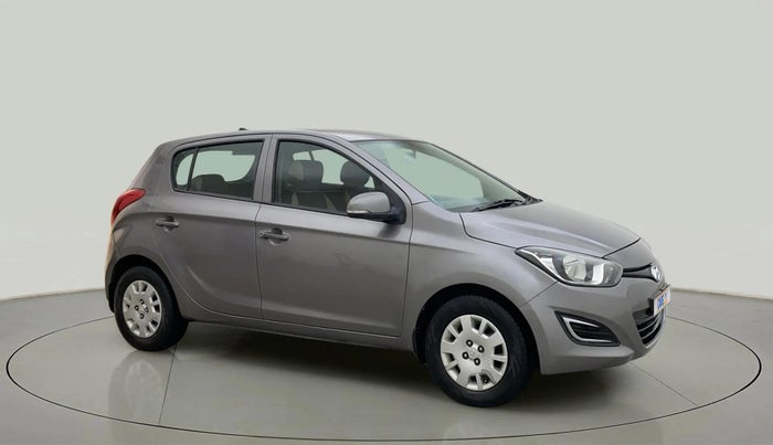 2013 Hyundai i20 MAGNA 1.4 CRDI, Diesel, Manual, 1,10,460 km, Right Front Diagonal
