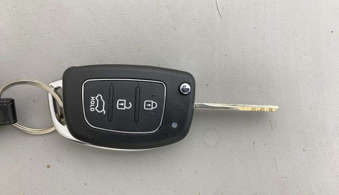 2013 Hyundai i20 MAGNA 1.4 CRDI, Diesel, Manual, 1,10,460 km, Key Close Up