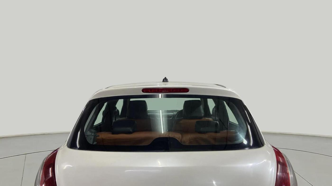 2016 Maruti Swift VXI, Petrol, Manual, 48,857 km, Rear Windshield