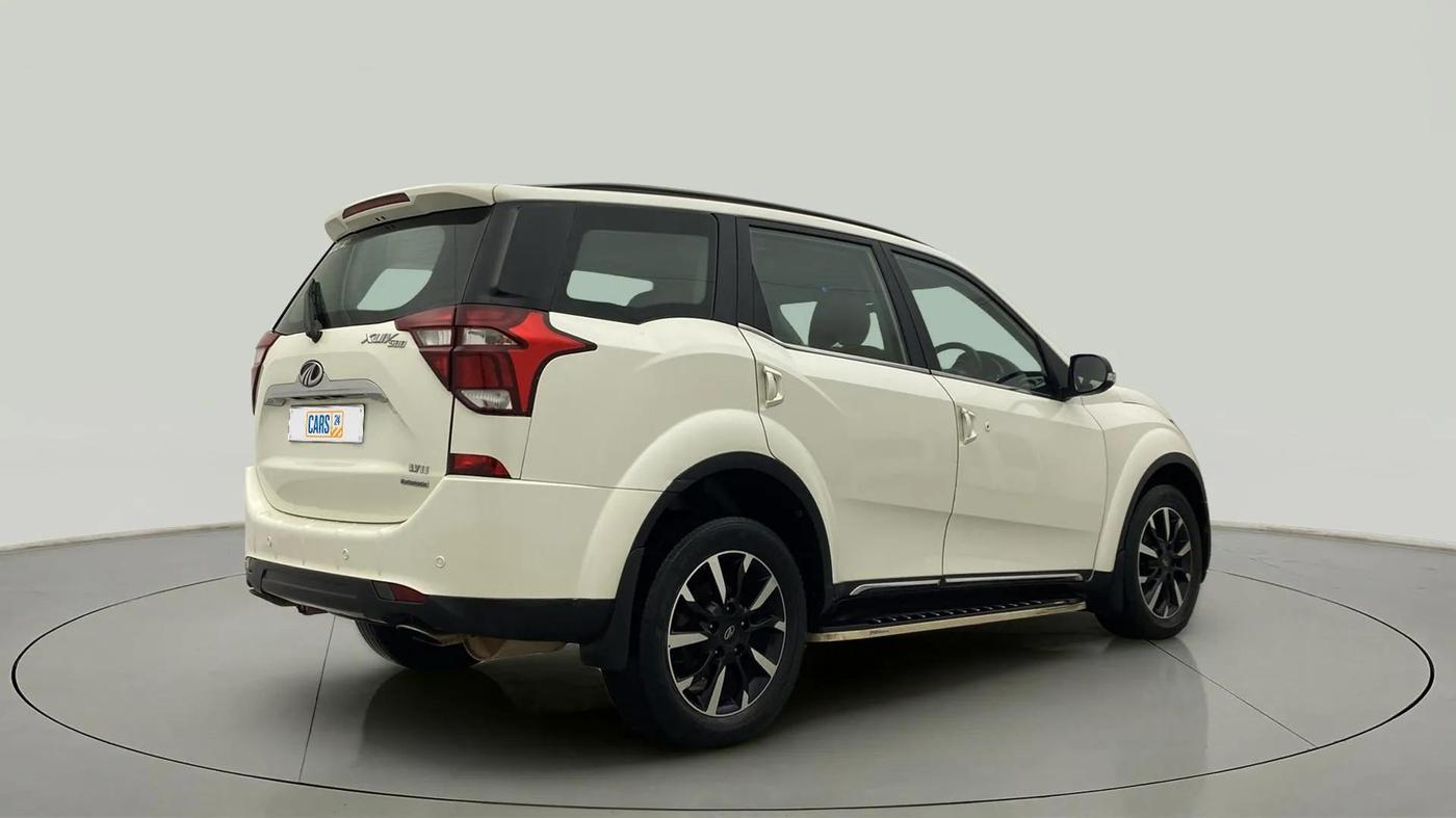 2019 Mahindra XUV500 W11 AT, Diesel, Automatic, 79,196 km, Right Back Diagonal