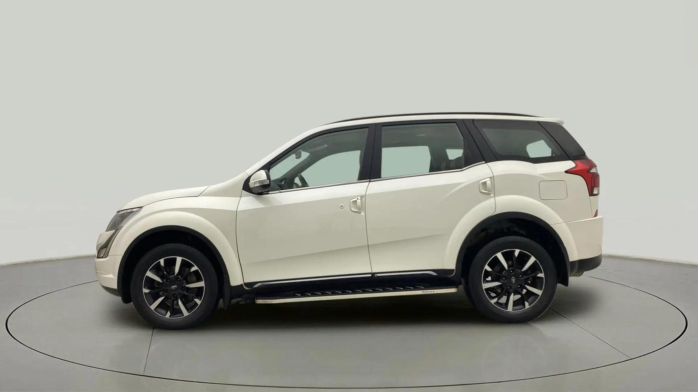 2019 Mahindra XUV500 W11 AT, Diesel, Automatic, 79,196 km, Left Side