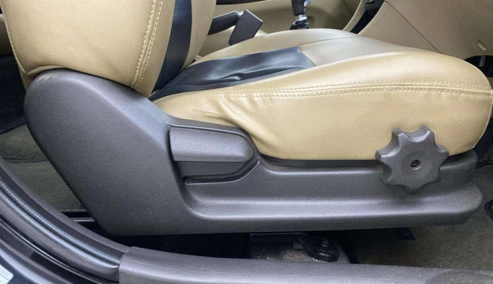 2012 Hyundai Verna FLUIDIC 1.6 VTVT SX, Petrol, Manual, 49,512 km, Driver Side Adjustment Panel