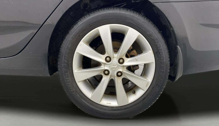 2012 Hyundai Verna FLUIDIC 1.6 VTVT SX, Petrol, Manual, 49,512 km, Left Rear Wheel