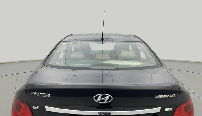 2012 Hyundai Verna FLUIDIC 1.6 VTVT SX, Petrol, Manual, 49,512 km, Rear Windshield