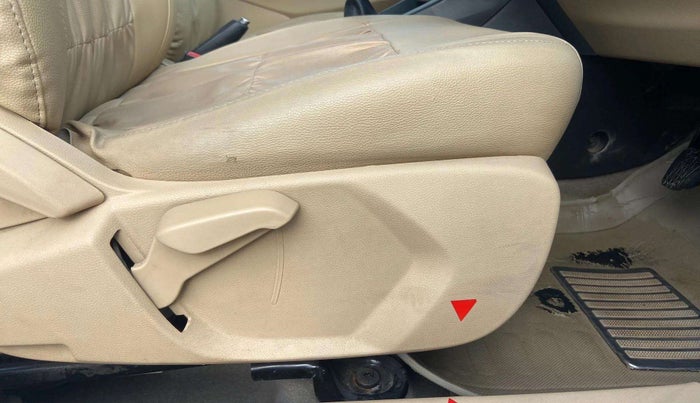2018 Ford Figo Aspire TITANIUM 1.2 PETROL, CNG, Manual, 78,399 km, Driver Side Adjustment Panel