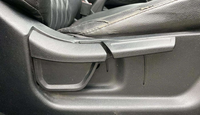 2021 Hyundai Creta EX 1.5 PETROL, Petrol, Manual, 44,388 km, Driver Side Adjustment Panel