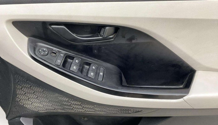 2021 Hyundai Creta EX 1.5 PETROL, Petrol, Manual, 44,388 km, Driver Side Door Panels Control
