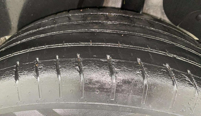 2021 Hyundai Creta EX 1.5 PETROL, Petrol, Manual, 44,388 km, Left Rear Tyre Tread