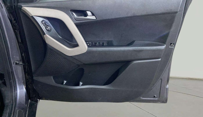 2017 Hyundai Creta SX PLUS 1.6 PETROL, Petrol, Manual, 1,01,808 km, Driver Side Door Panels Control