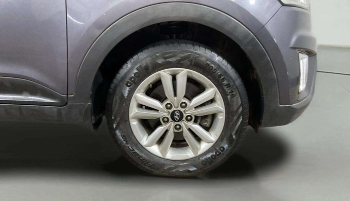 2017 Hyundai Creta SX PLUS 1.6 PETROL, Petrol, Manual, 1,01,808 km, Right Front Wheel