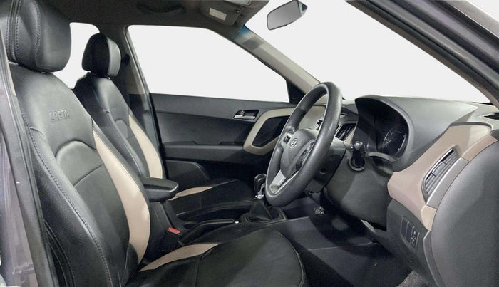 2017 Hyundai Creta SX PLUS 1.6 PETROL, Petrol, Manual, 1,01,808 km, Right Side Front Door Cabin