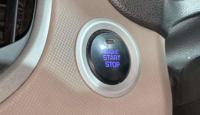 2017 Hyundai Creta SX PLUS 1.6 PETROL, Petrol, Manual, 1,01,808 km, Keyless Start/ Stop Button