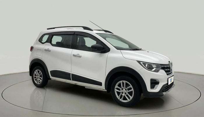 2022 Renault TRIBER RXT, Petrol, Manual, 59,755 km, Right Front Diagonal