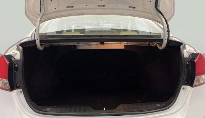 2016 Maruti Ciaz VXI+, Petrol, Manual, 56,322 km, Boot Inside