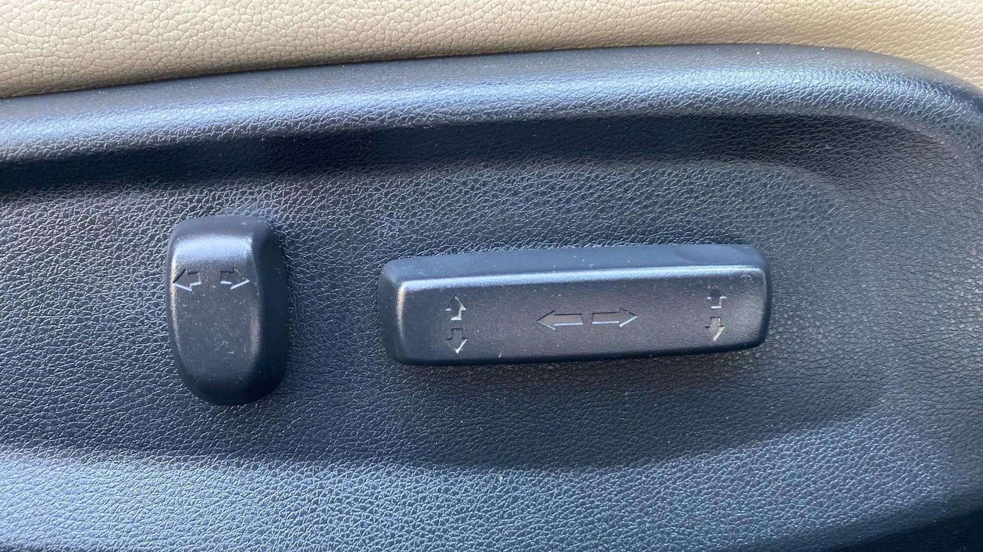 2020 Honda Civic 1.8L I-VTEC ZX CVT, Petrol, Automatic, 49,065 km, Driver Side Adjustment Panel