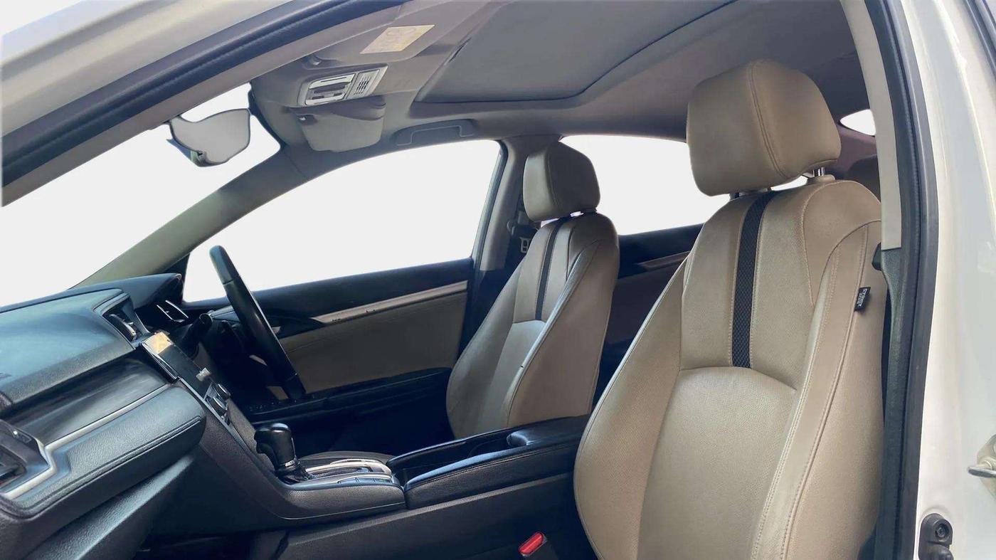 2020 Honda Civic 1.8L I-VTEC ZX CVT, Petrol, Automatic, 49,065 km, Right Side Front Door Cabin