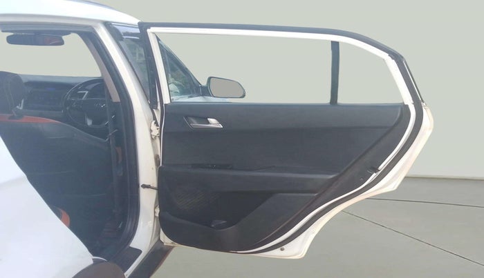 2018 Hyundai Creta SX AT 1.6 DIESEL, Diesel, Automatic, 65,481 km, RHS Rear Door