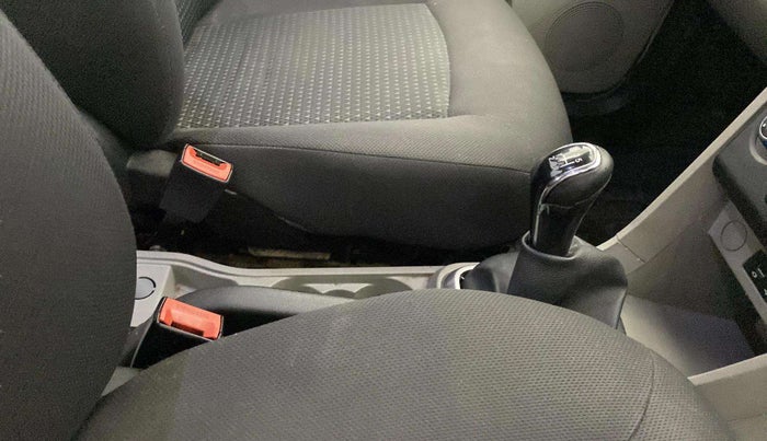 2017 Tata Tiago XZ PETROL, Petrol, Manual, 1,31,807 km, Gear Lever