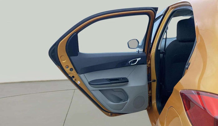 2017 Tata Tiago XZ PETROL, Petrol, Manual, 1,31,807 km, LHS Rear Door