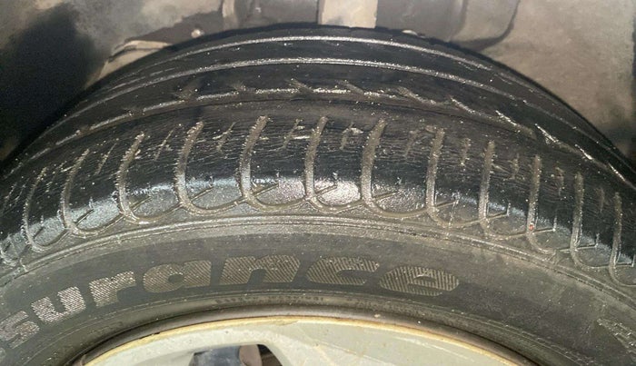 2017 Tata Tiago XT PETROL, Petrol, Manual, 61,320 km, Left Front Tyre Tread