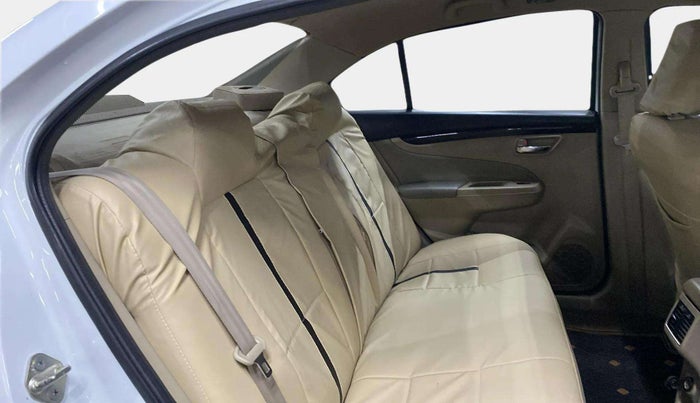 2018 Maruti Ciaz ALPHA 1.4 PETROL, Petrol, Manual, 62,825 km, Right Side Rear Door Cabin