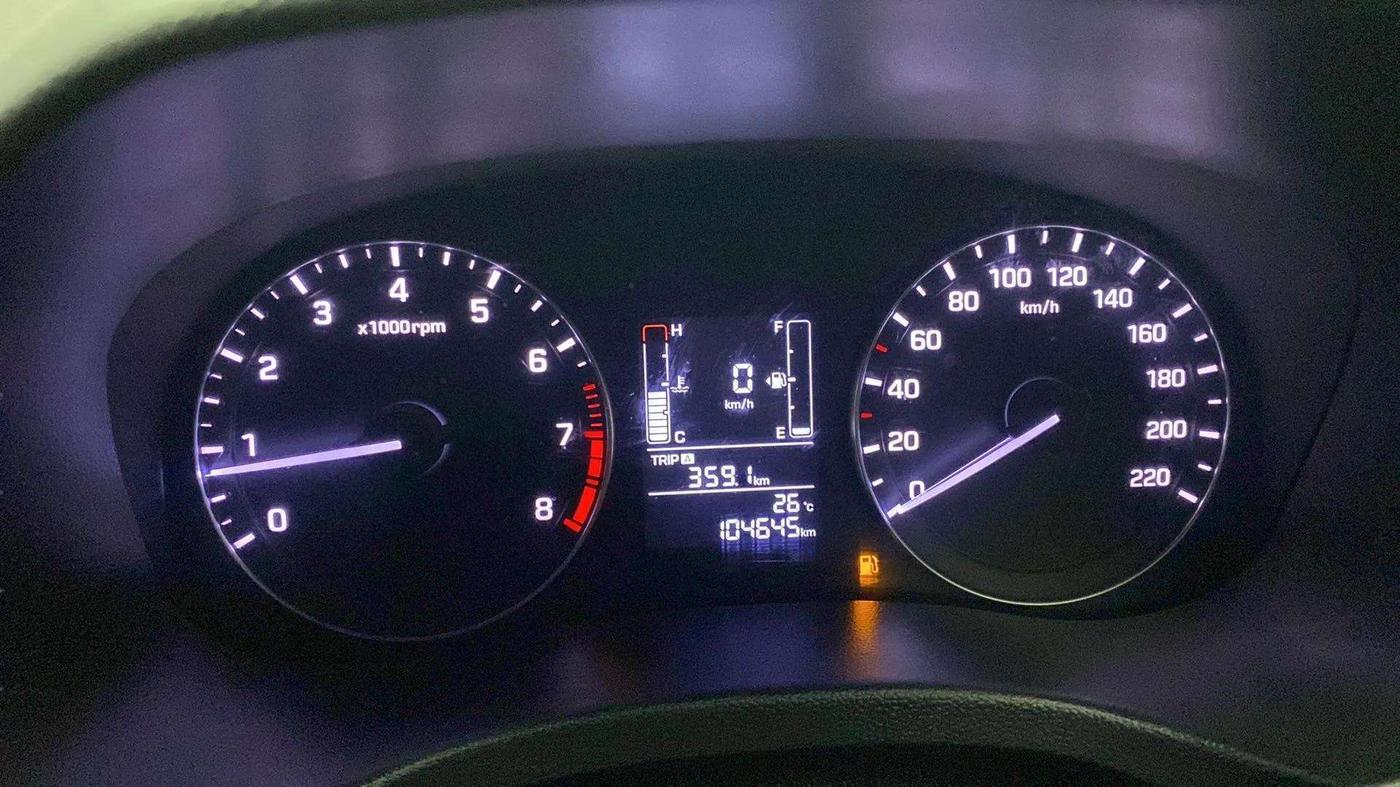 2016 Hyundai Creta SX PLUS 1.6 PETROL, Petrol, Manual, 1,04,724 km, Odometer Image