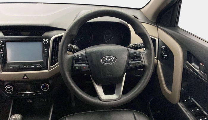 2016 Hyundai Creta SX PLUS 1.6 PETROL, Petrol, Manual, 1,04,629 km, Steering Wheel Close Up