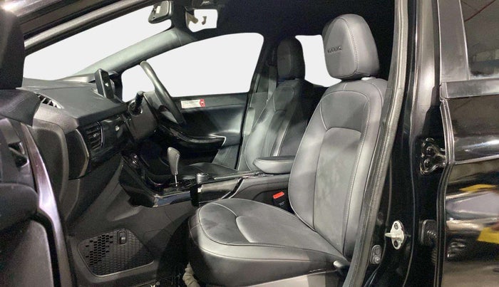 2022 Tata NEXON XZA PLUS PETROL DARK EDITION, Petrol, Automatic, 9,692 km, Right Side Front Door Cabin