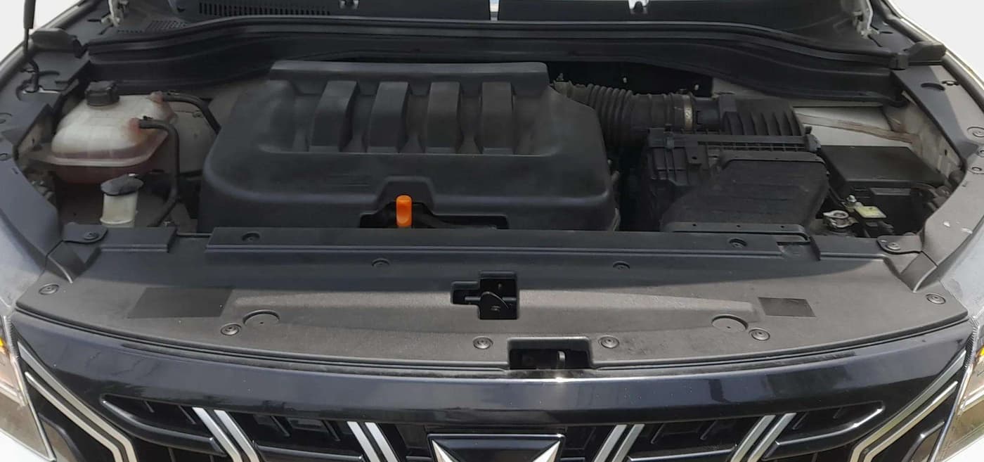 2022 Mahindra XUV700 AX 7 LUXURY P AT 7 STR, Petrol, Automatic, 78,257 km, Engine View