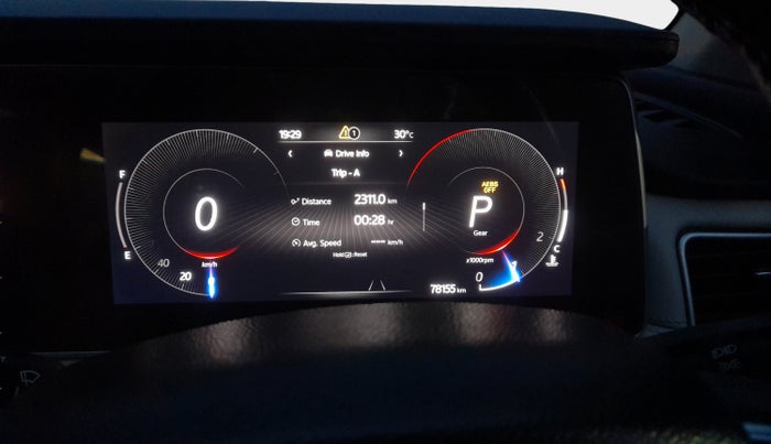 2022 Mahindra XUV700 AX 7 LUXURY P AT 7 STR, Petrol, Automatic, 78,154 km, Odometer Image