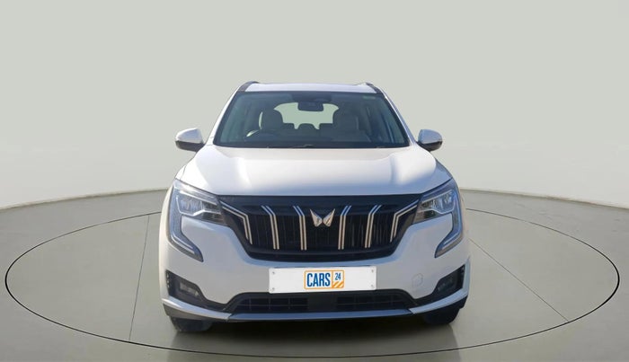 2022 Mahindra XUV700 AX 7 LUXURY P AT 7 STR, Petrol, Automatic, 78,154 km, Front