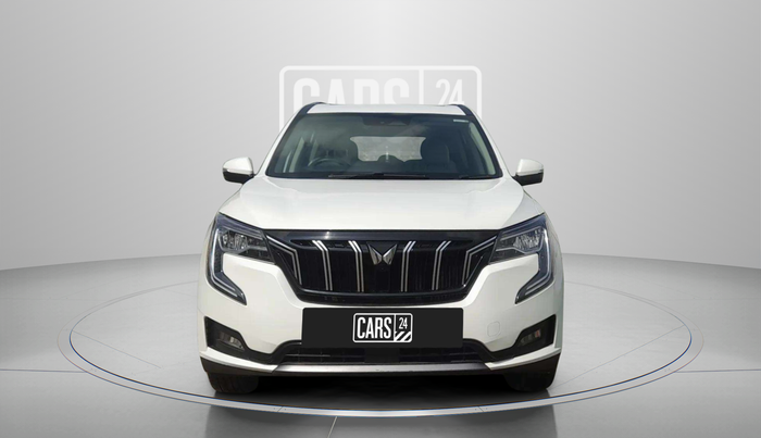 2022 Mahindra XUV700 AX 7 LUXURY P AT 7 STR, Petrol, Automatic, 78,154 km, Front
