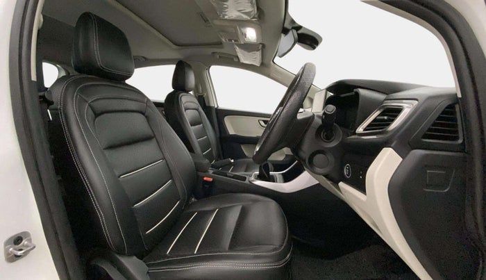 2023 Tata ALTROZ  XZ PLUS (S) , Diesel, Manual, 36,695 km, Right Side Front Door Cabin