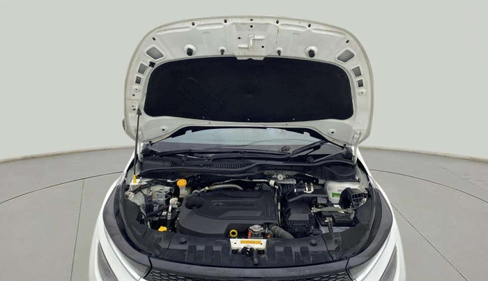 2023 Tata ALTROZ  XZ PLUS (S) , Diesel, Manual, 36,695 km, Open Bonet