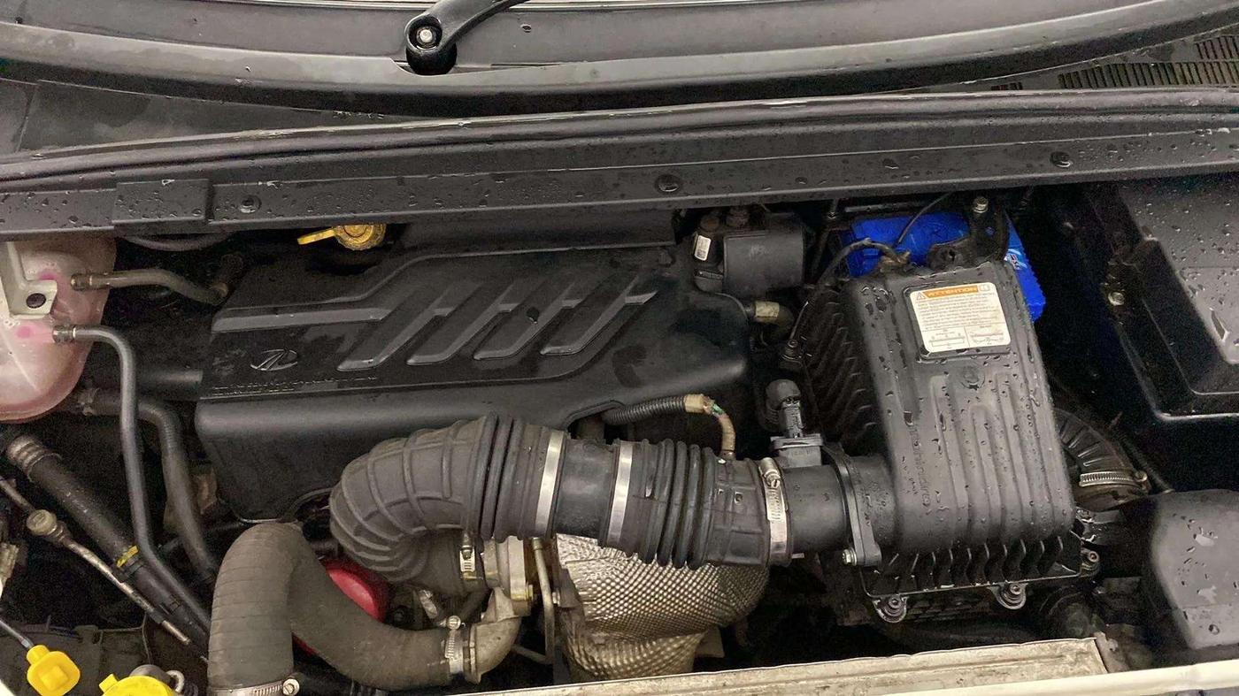 2019 Mahindra MARAZZO M2 7STR, Diesel, Manual, 38,369 km, Open Bonet