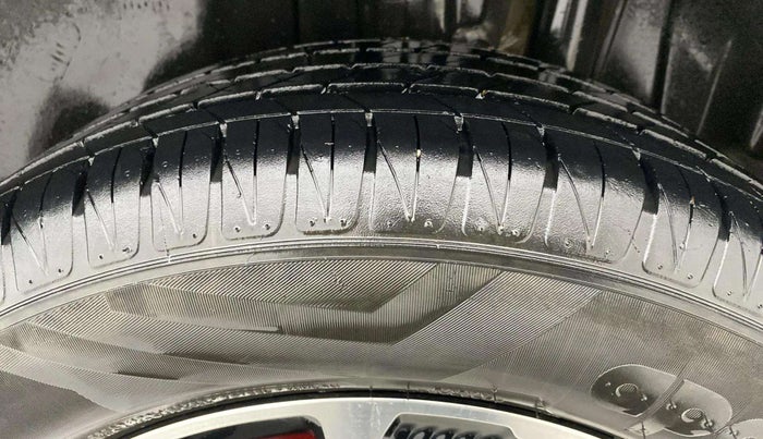 2022 Maruti Vitara Brezza ZXI PLUS, Petrol, Manual, 39,391 km, Left Rear Tyre Tread