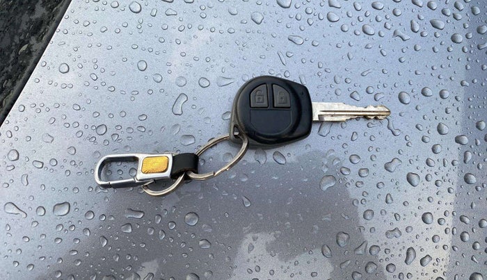 2015 Maruti Wagon R 1.0 VXI, Petrol, Manual, 17,633 km, Key Close Up