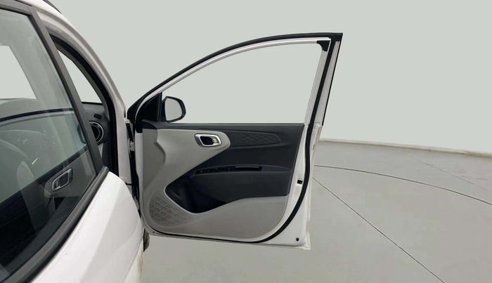 2024 Hyundai GRAND I10 NIOS SPORTZ 1.2 KAPPA VTVT, Petrol, Manual, 22,164 km, RHS Front Door