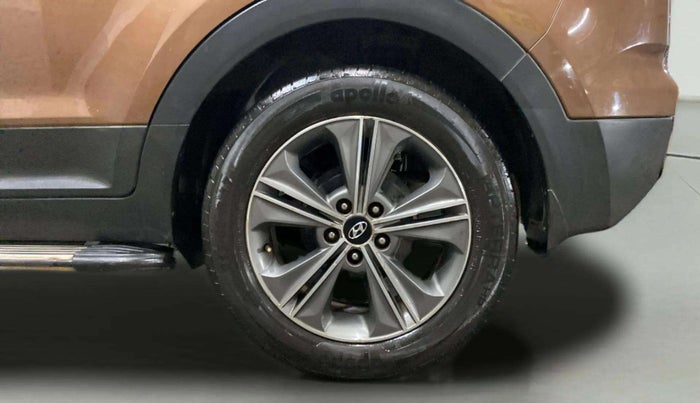 2016 Hyundai Creta SX PLUS AT 1.6 PETROL, Petrol, Automatic, 1,02,889 km, Left Rear Wheel