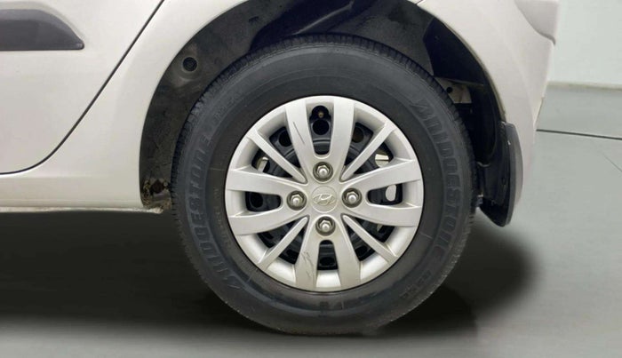 2015 Hyundai i10 SPORTZ 1.1, Petrol, Manual, 22,892 km, Left Rear Wheel