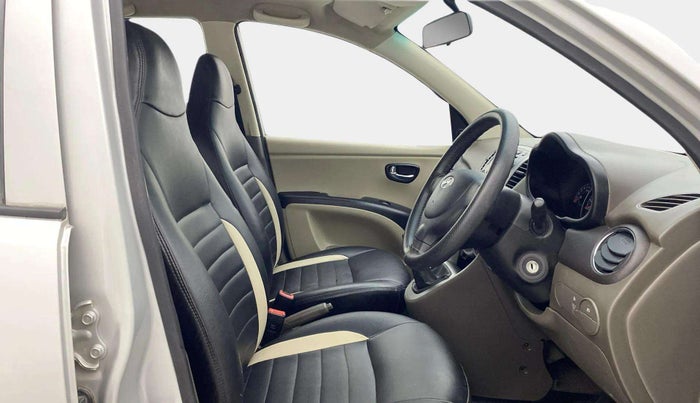 2015 Hyundai i10 SPORTZ 1.1, Petrol, Manual, 22,892 km, Right Side Front Door Cabin