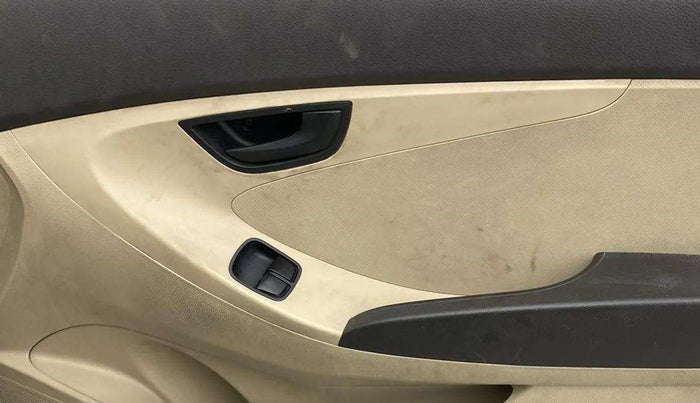 2017 Hyundai Eon ERA PLUS (O), Petrol, Manual, 57,262 km, Driver Side Door Panels Control