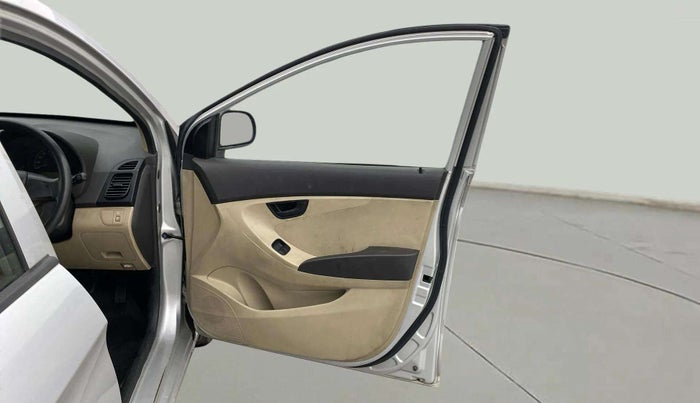 2017 Hyundai Eon ERA PLUS (O), Petrol, Manual, 57,262 km, RHS Front Door