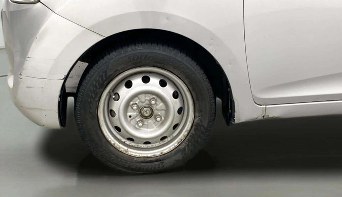 2017 Hyundai Eon ERA PLUS (O), Petrol, Manual, 57,262 km, Left Front Wheel