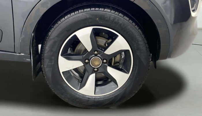2019 Tata NEXON XZA PLUS PETROL, Petrol, Automatic, 62,757 km, Right Front Wheel