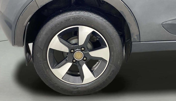2019 Tata NEXON XZA PLUS PETROL, Petrol, Automatic, 62,757 km, Right Rear Wheel