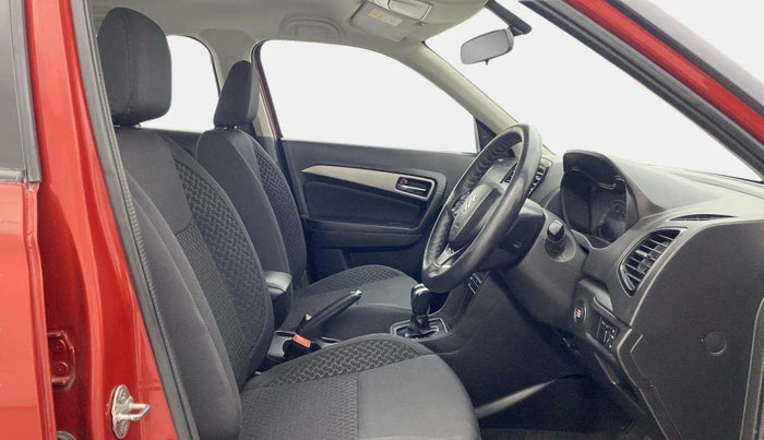 2018 Maruti Vitara Brezza ZDI PLUS AMT, Diesel, Automatic, 1,01,332 km, Right Side Front Door Cabin