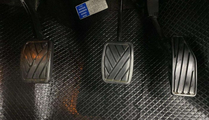 2019 Maruti Baleno ALPHA PETROL 1.2, Petrol, Manual, 61,819 km, Pedals